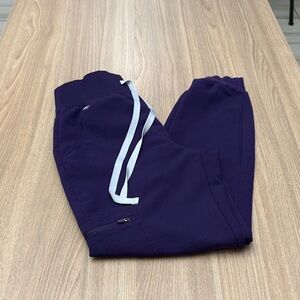 Figs Zamora Jogger Scrub Bottom in Purple Jam PO# 3870 XXSmall Petite